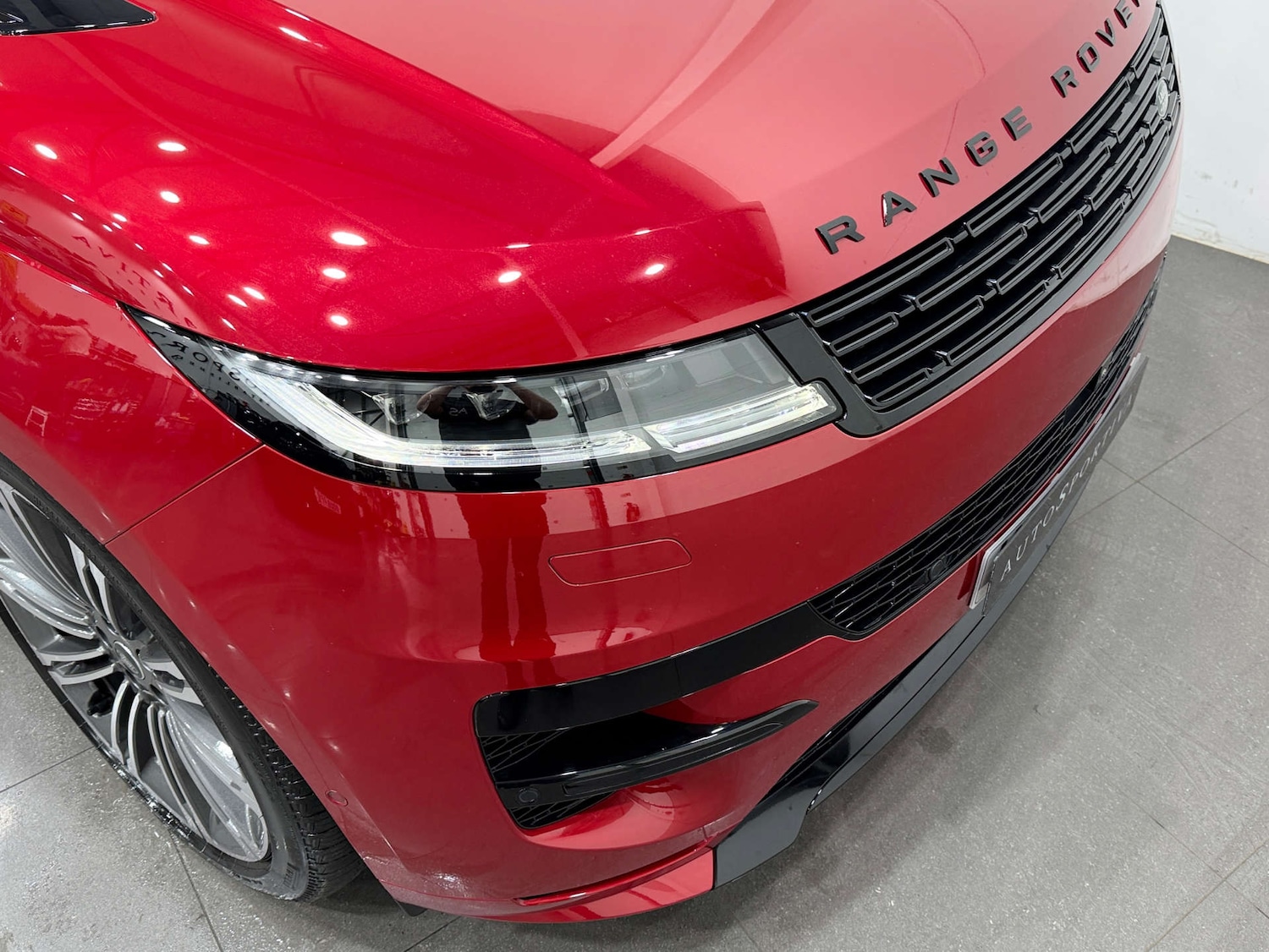 Used Land Rover Range Rover Sport 2024 for sale - 76735797: Photo 33