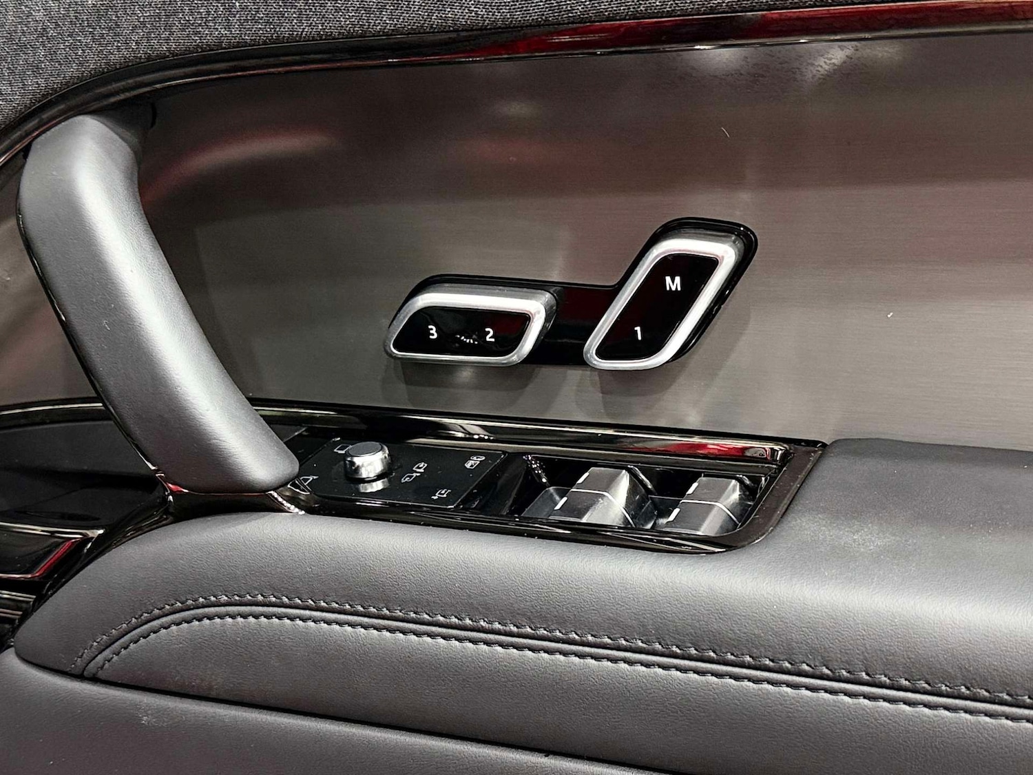 Used Land Rover Range Rover Sport 2024 for sale - 76735797: Photo 37