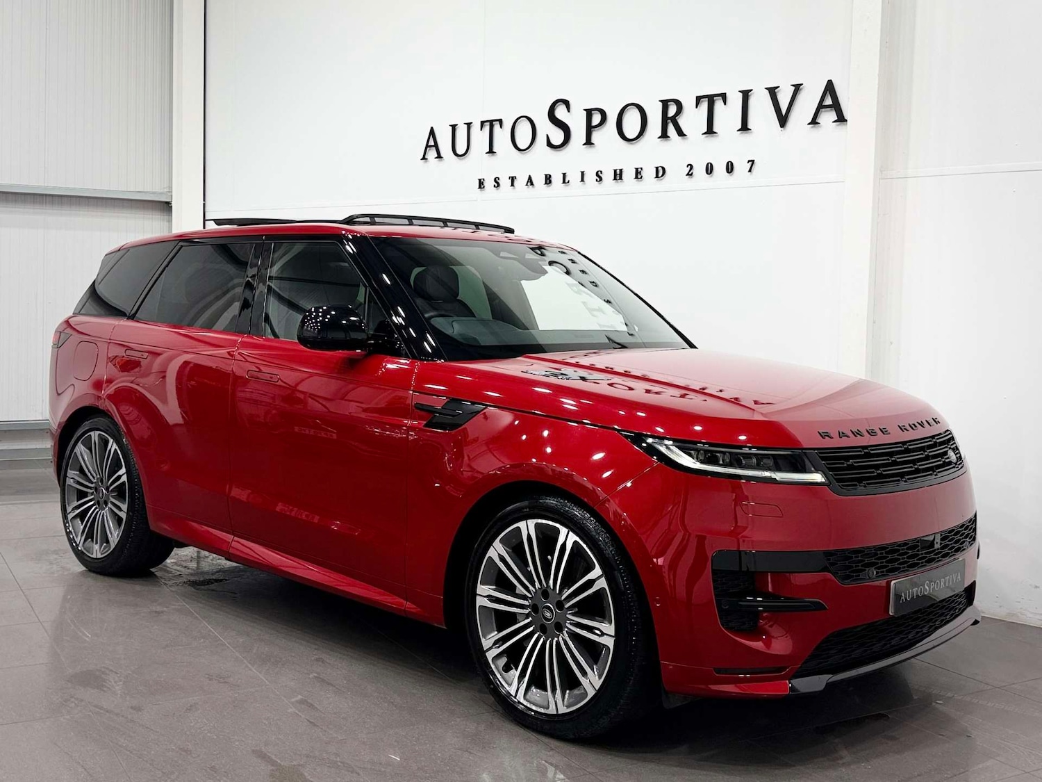 Used Land Rover Range Rover Sport 2024 for sale - 76735797: Photo 7