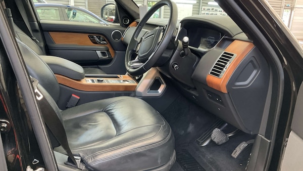 Used Land Rover Range Rover 2021 for sale - 76287444: Photo 2