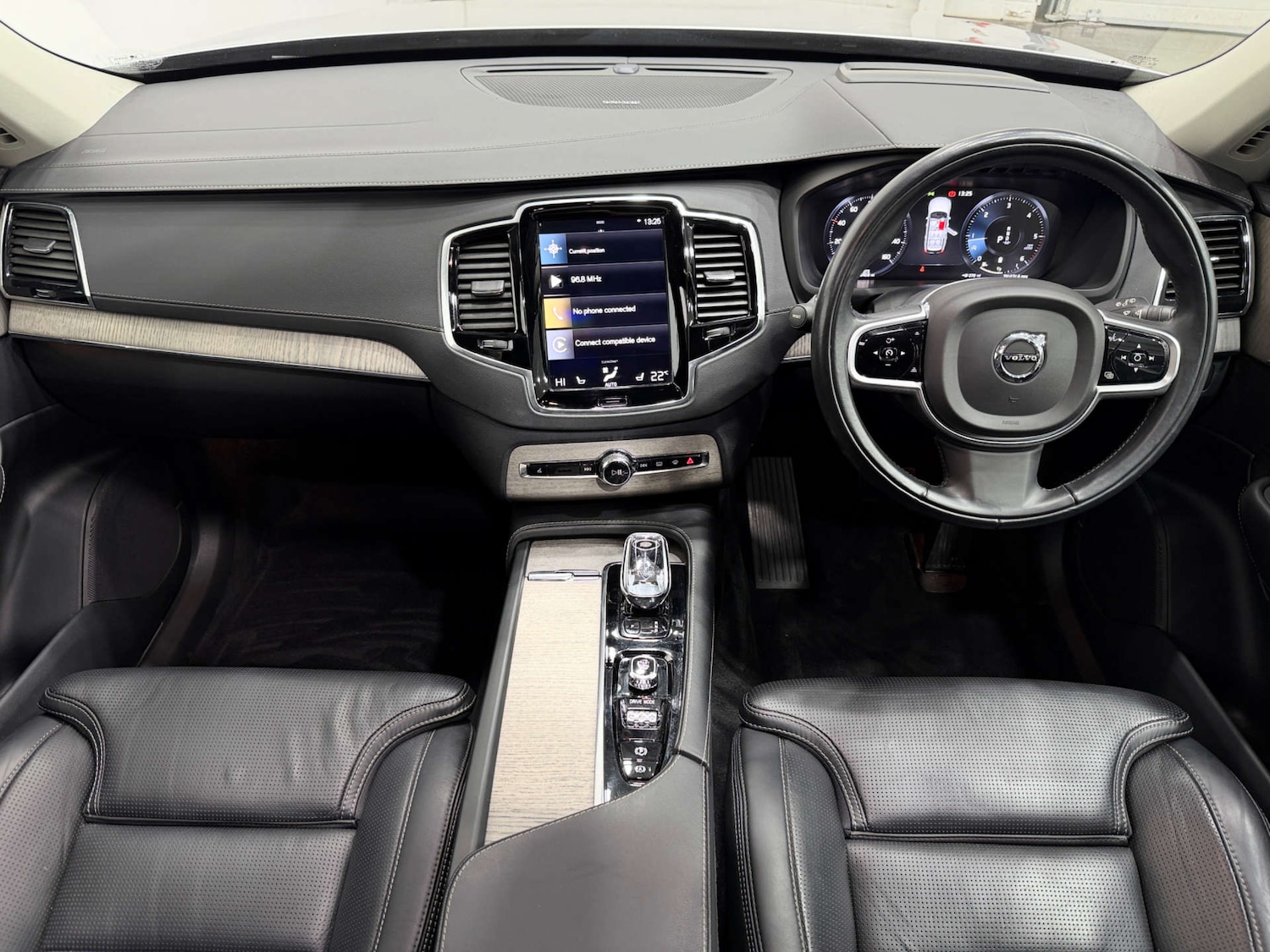 Used Volvo XC90 2021 for sale - 77905811: Photo 22