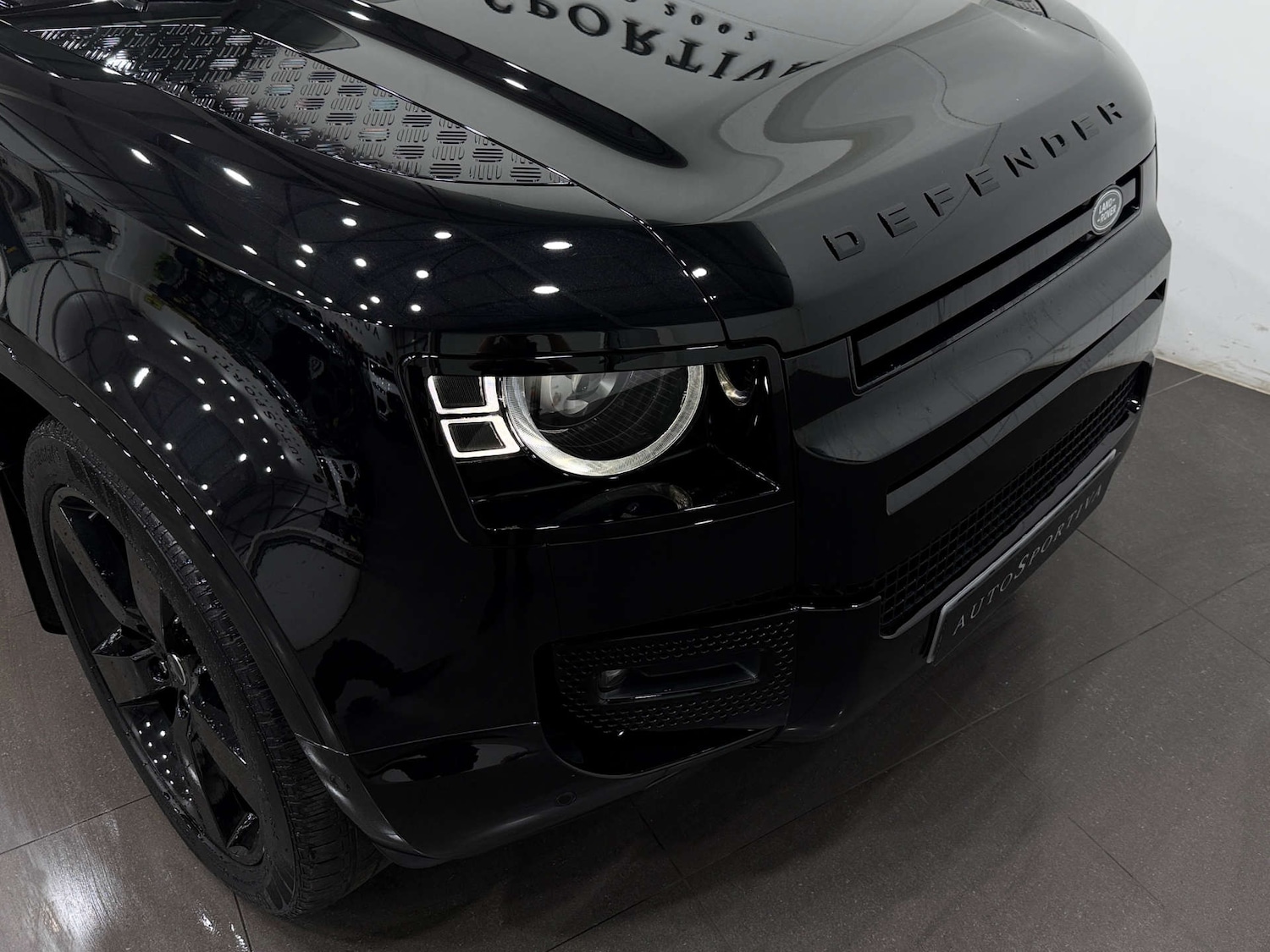 Used Land Rover Defender 2024 for sale - 77833927: Photo 34