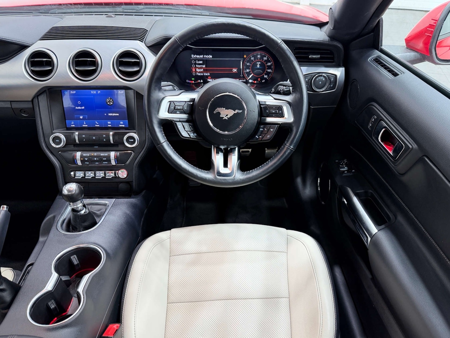 Used Ford Mustang 2023 for sale - 77833858: Photo 21