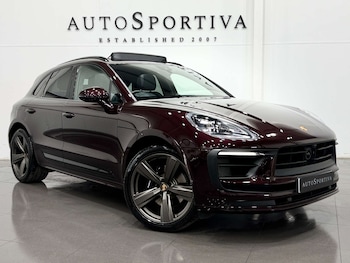 Used Porsche Macan 2023 for sale - 79101628: Photo