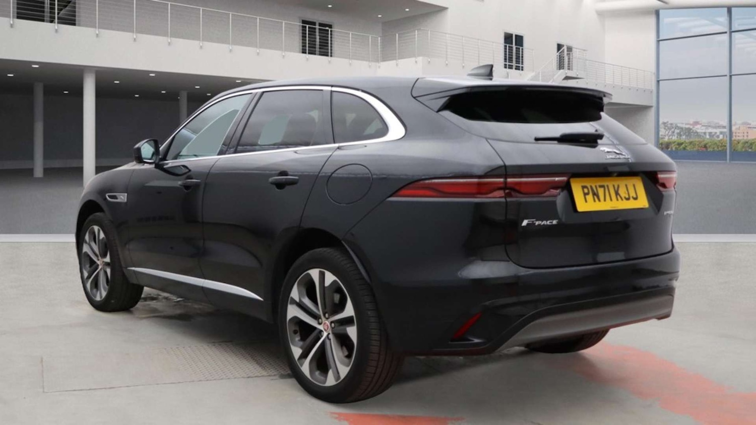 Used Jaguar F-Pace 2021 for sale - 76393375: Photo 3