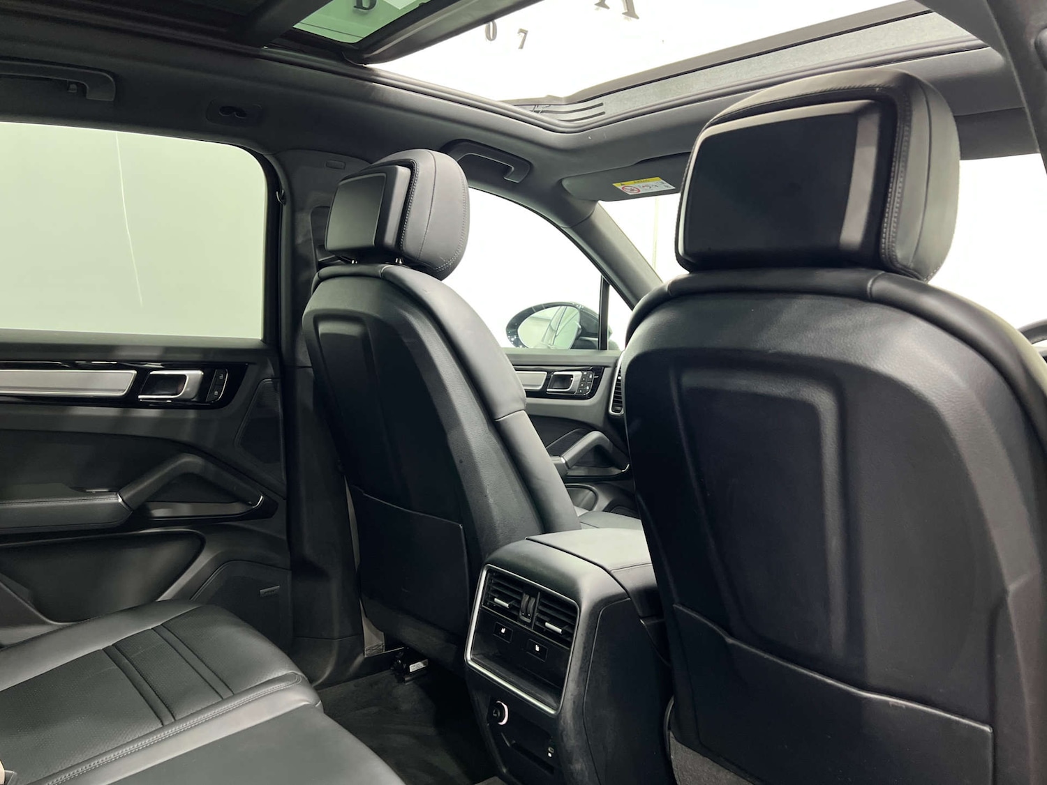 Used Porsche Cayenne 2022 for sale - 76277566: Photo 18