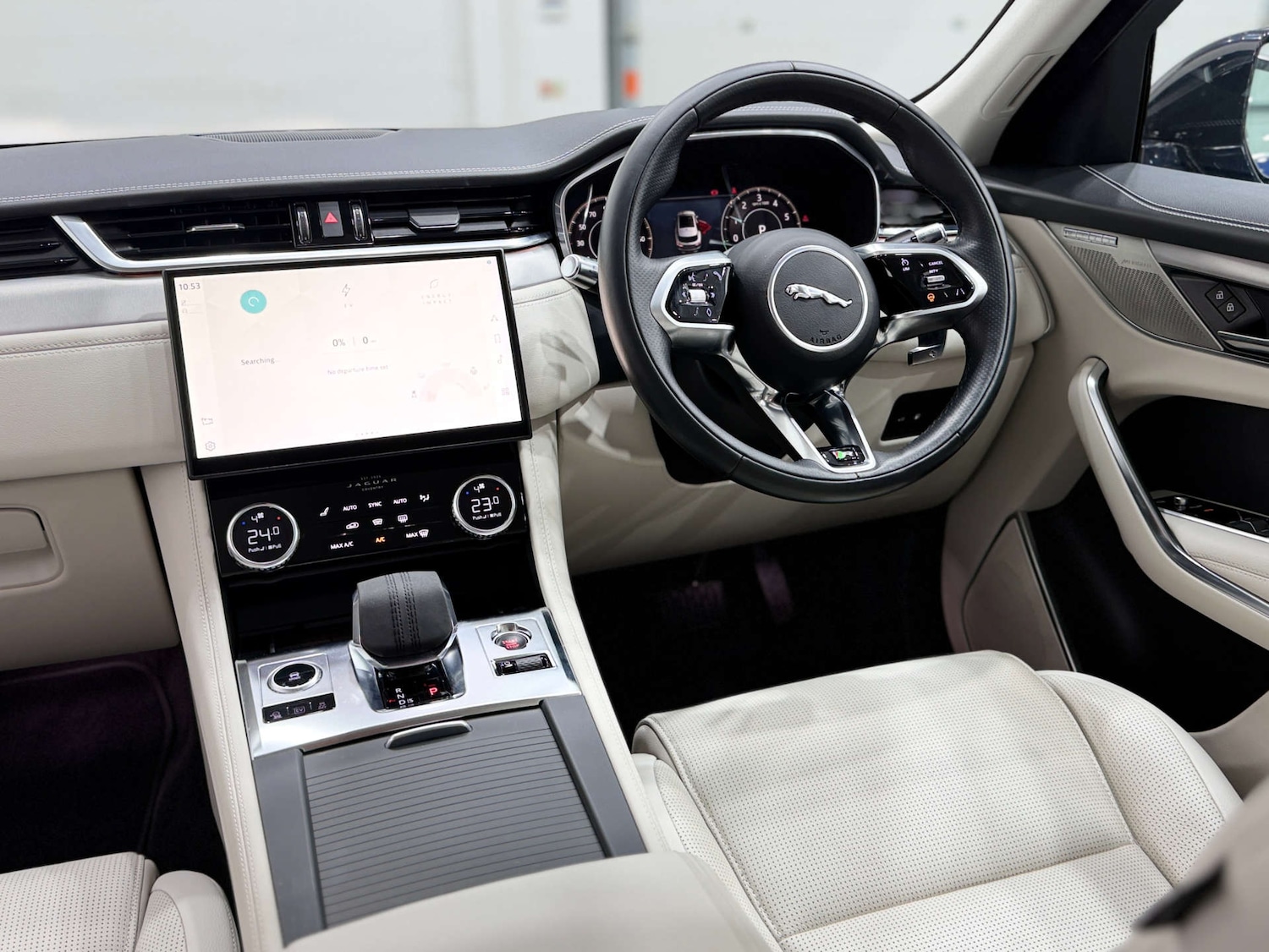 Used Jaguar F-Pace 2021 for sale - 76836470: Photo 23