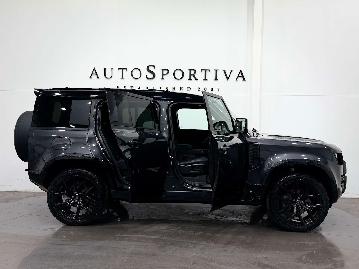 Used Land Rover Defender 2025 for sale - 77833961: Photo 15