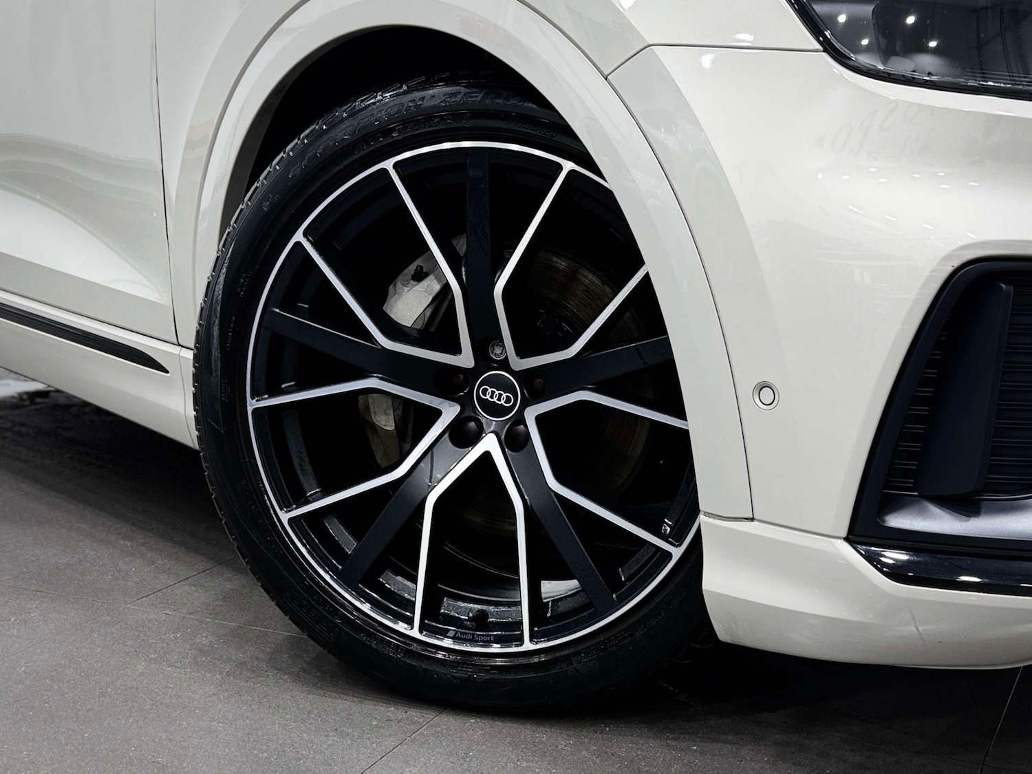 Used Audi Q8 2021 for sale - 77833868: Photo 13