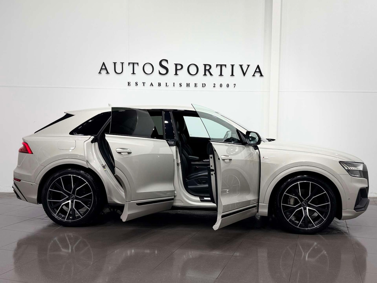 Used Audi Q8 2021 for sale - 77833868: Photo 15