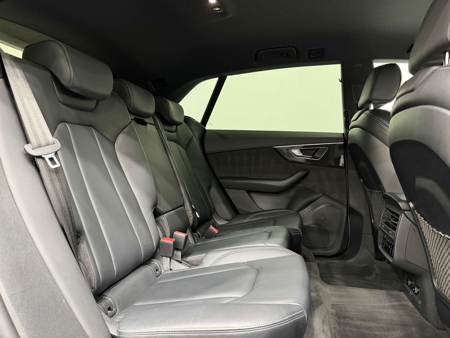 Used Audi Q8 2021 for sale - 77833868: Photo 16