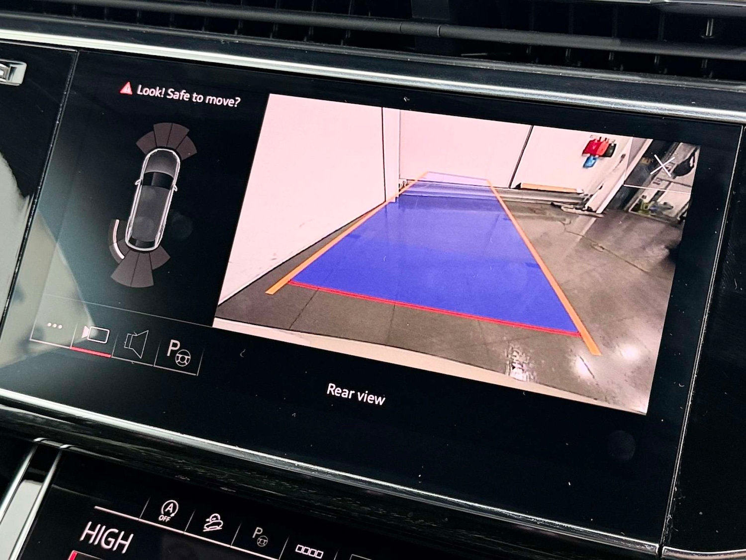 Used Audi Q8 2021 for sale - 77833868: Photo 50