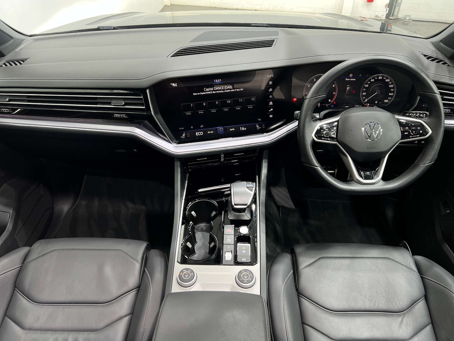 Used Volkswagen Touareg 2022 for sale - 76046390: Photo 21