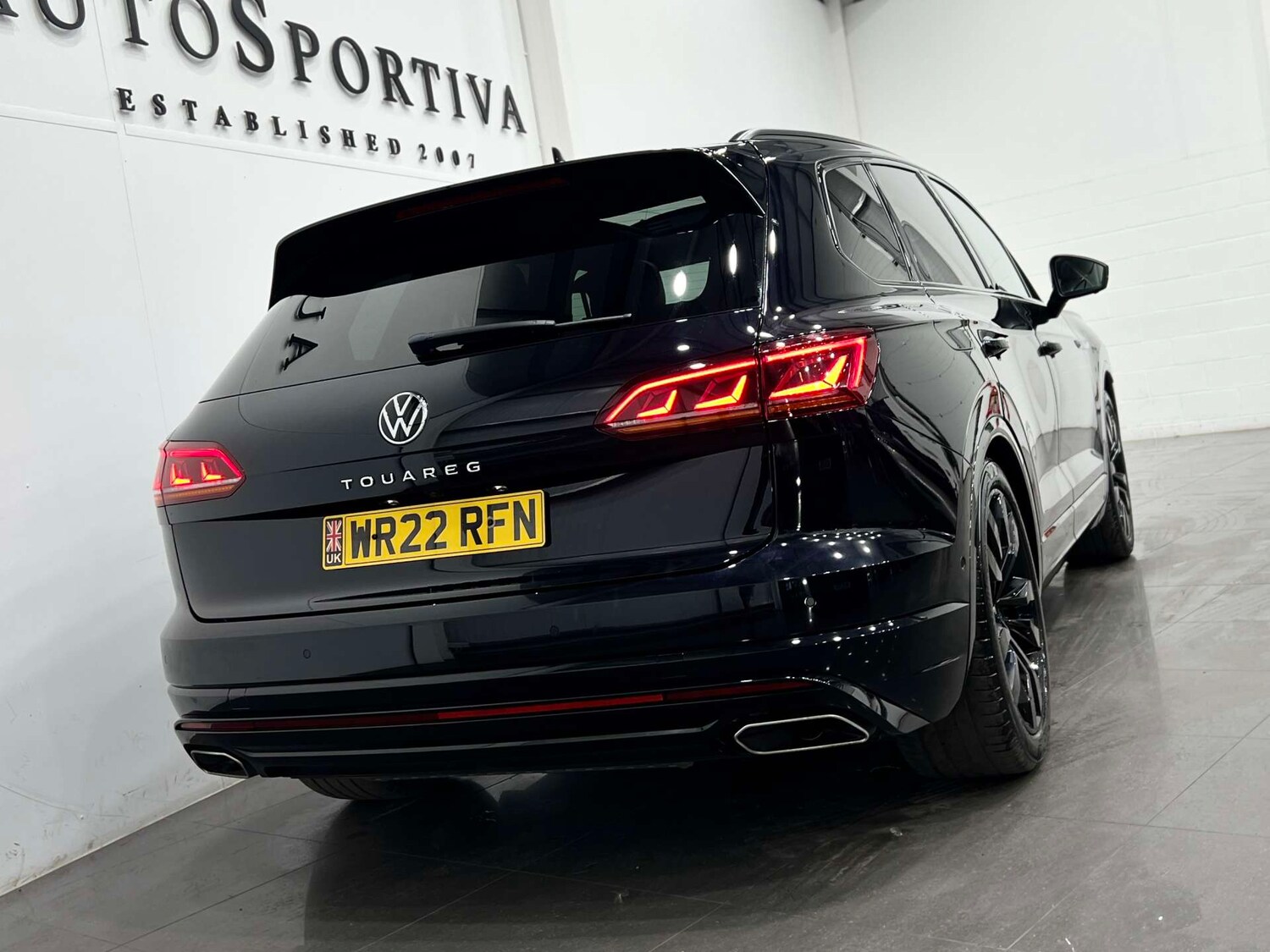 Used Volkswagen Touareg 2022 for sale - 76046390: Photo 32