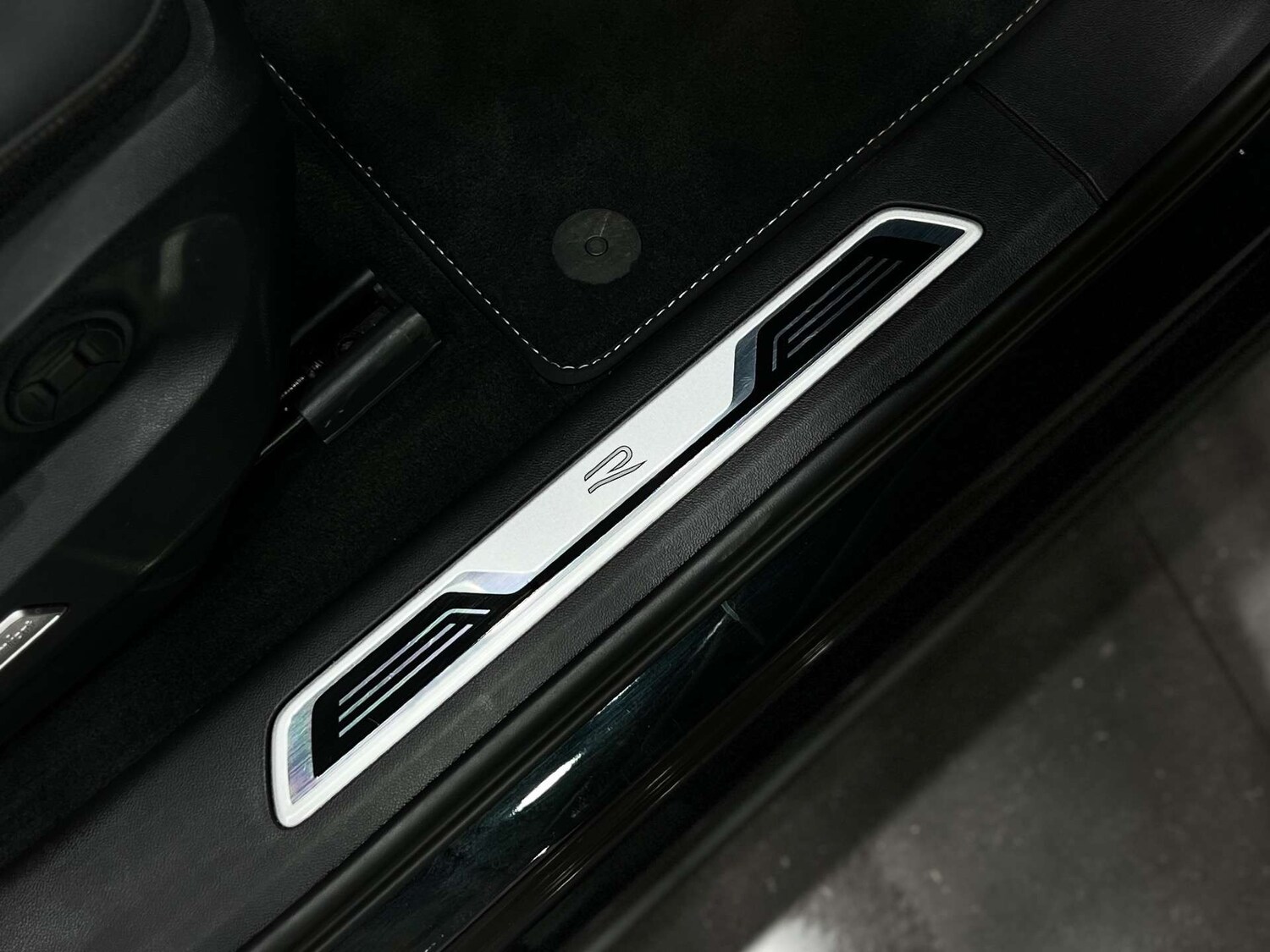 Used Volkswagen Touareg 2022 for sale - 76046390: Photo 38
