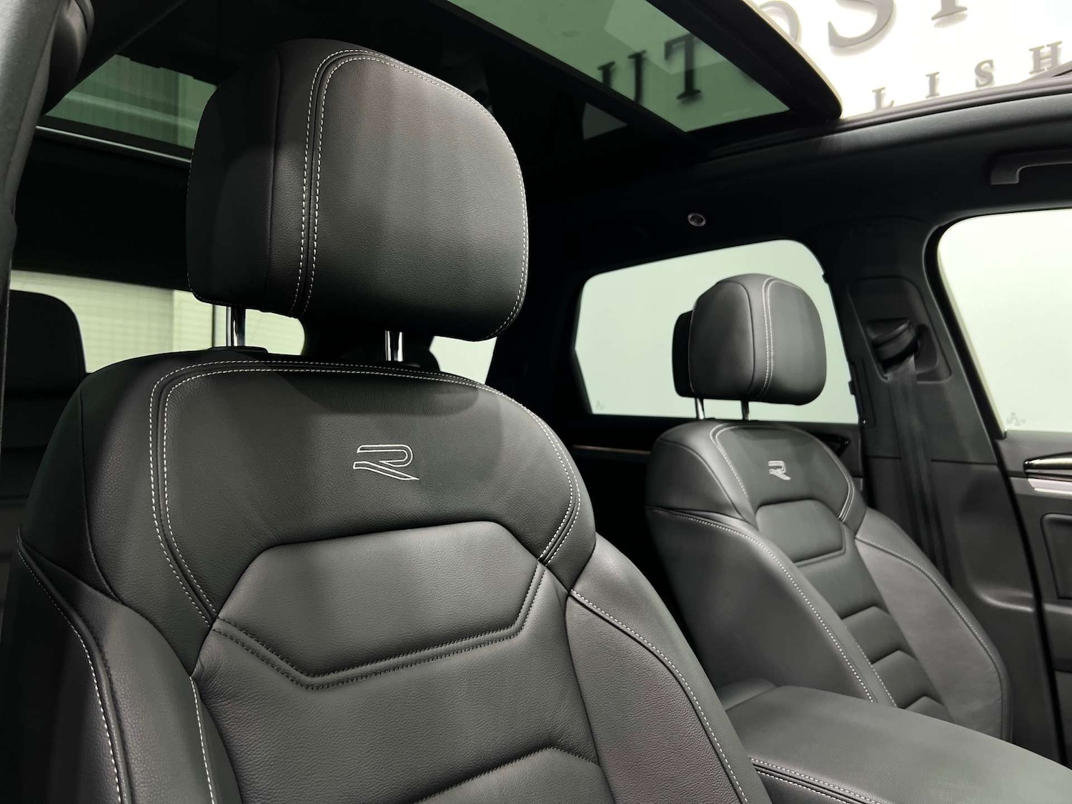 Used Volkswagen Touareg 2022 for sale - 76046390: Photo 43