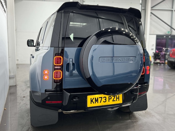 Used Land Rover Defender 2023 for sale - 76068149: Photo 11