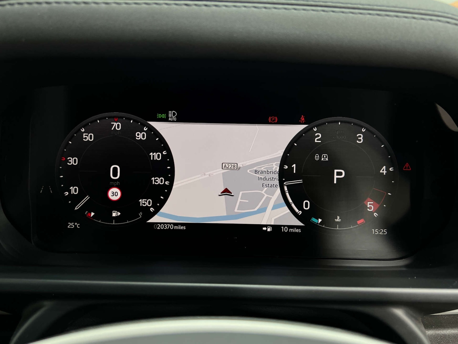 Used Land Rover Defender 2023 for sale - 76068149: Photo 23