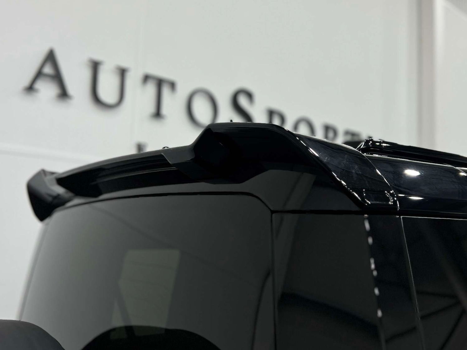 Used Land Rover Defender 2023 for sale - 76068149: Photo 28