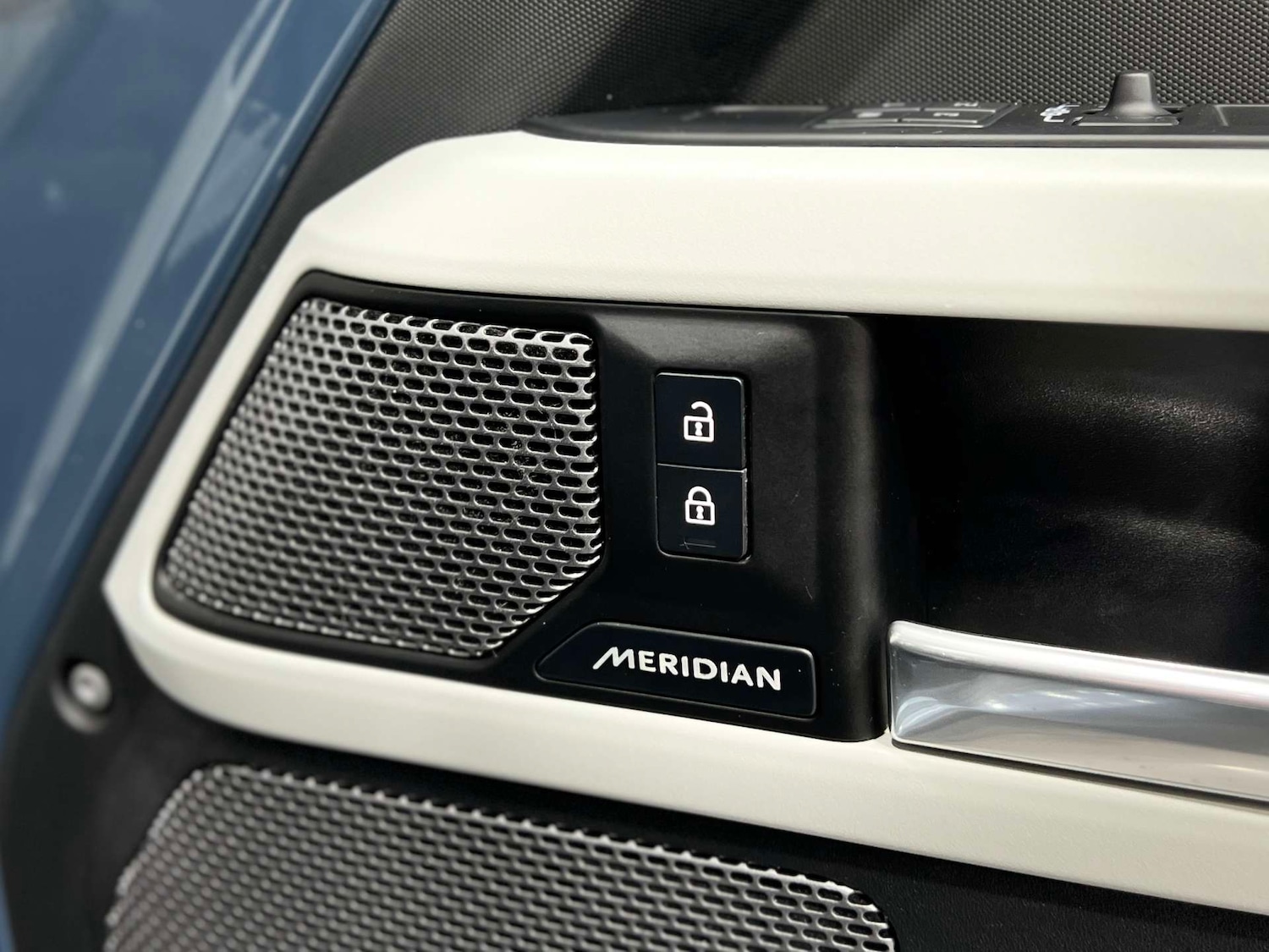 Used Land Rover Defender 2023 for sale - 76068149: Photo 40