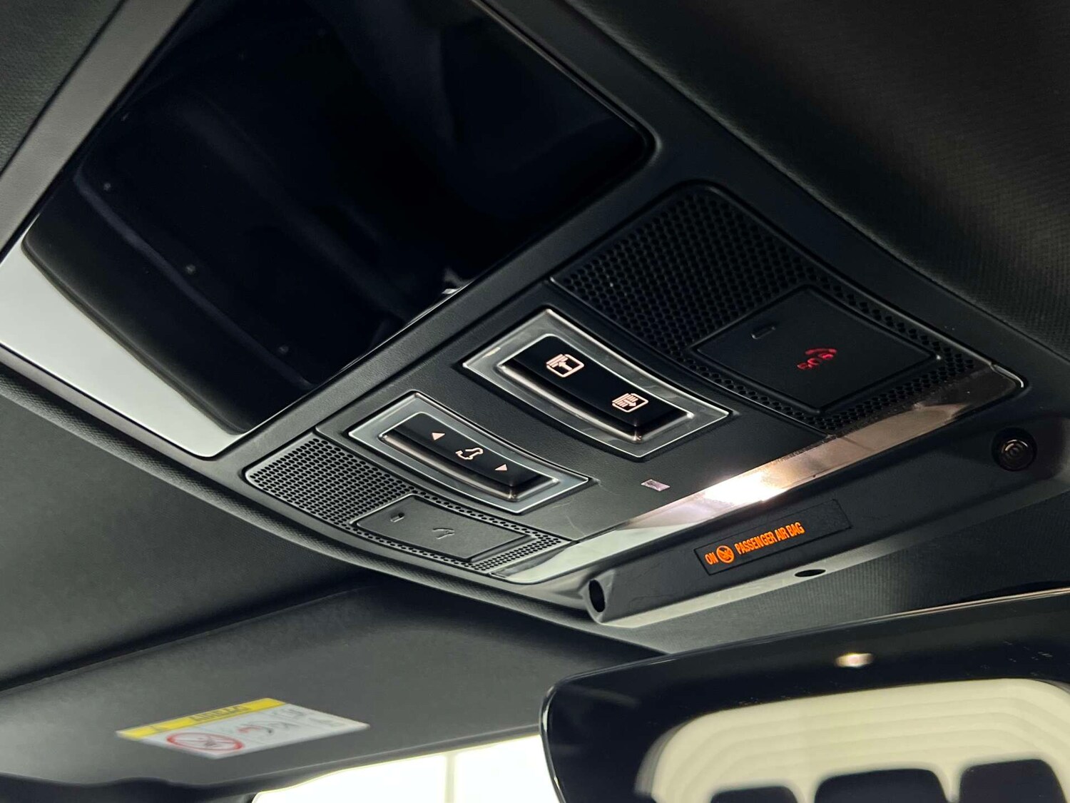 Used Land Rover Defender 2023 for sale - 76068149: Photo 43