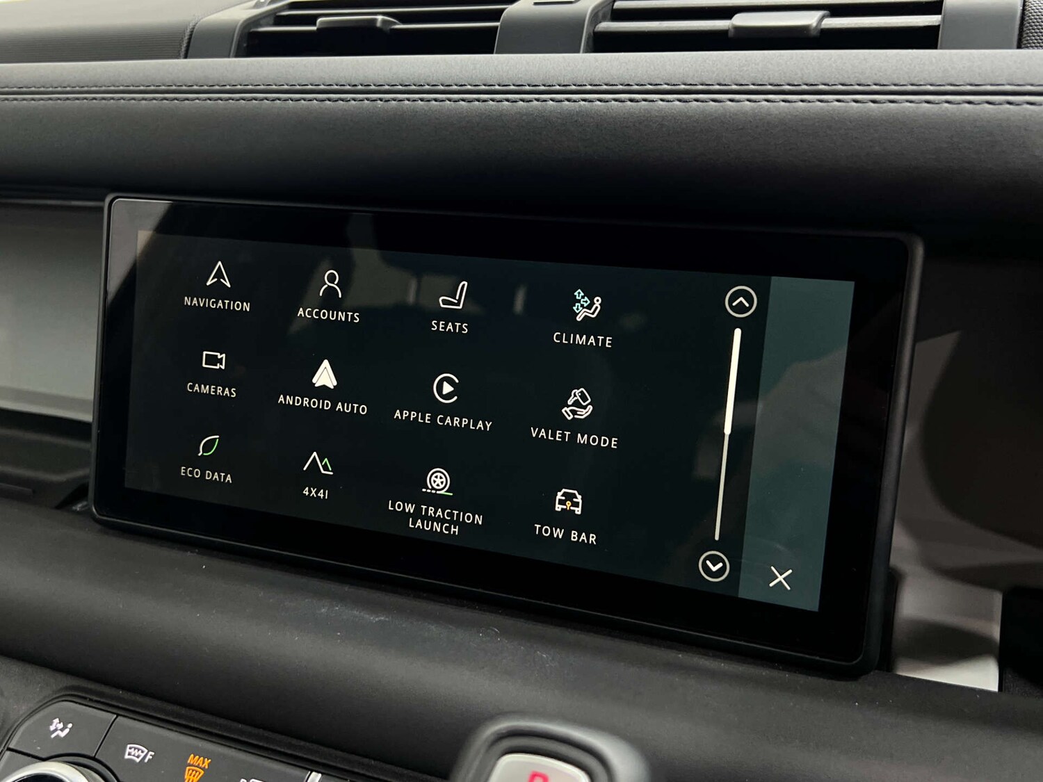 Used Land Rover Defender 2023 for sale - 76068149: Photo 48