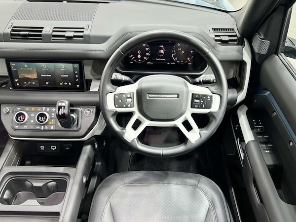 Used Land Rover Defender 2023 for sale - 76068149: Photo 53