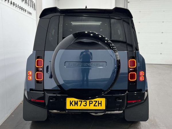 Used Land Rover Defender 2023 for sale - 76068149: Photo 9