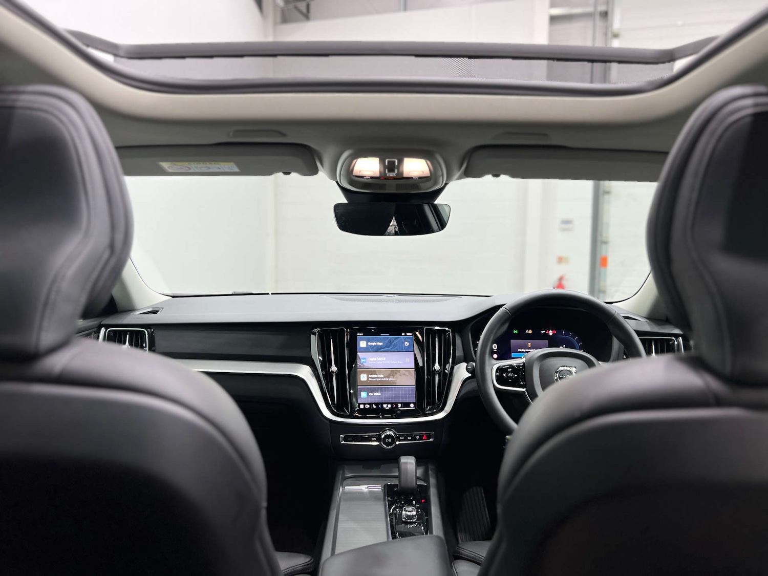 Used Volvo V60 2023 for sale - 77833842: Photo 18