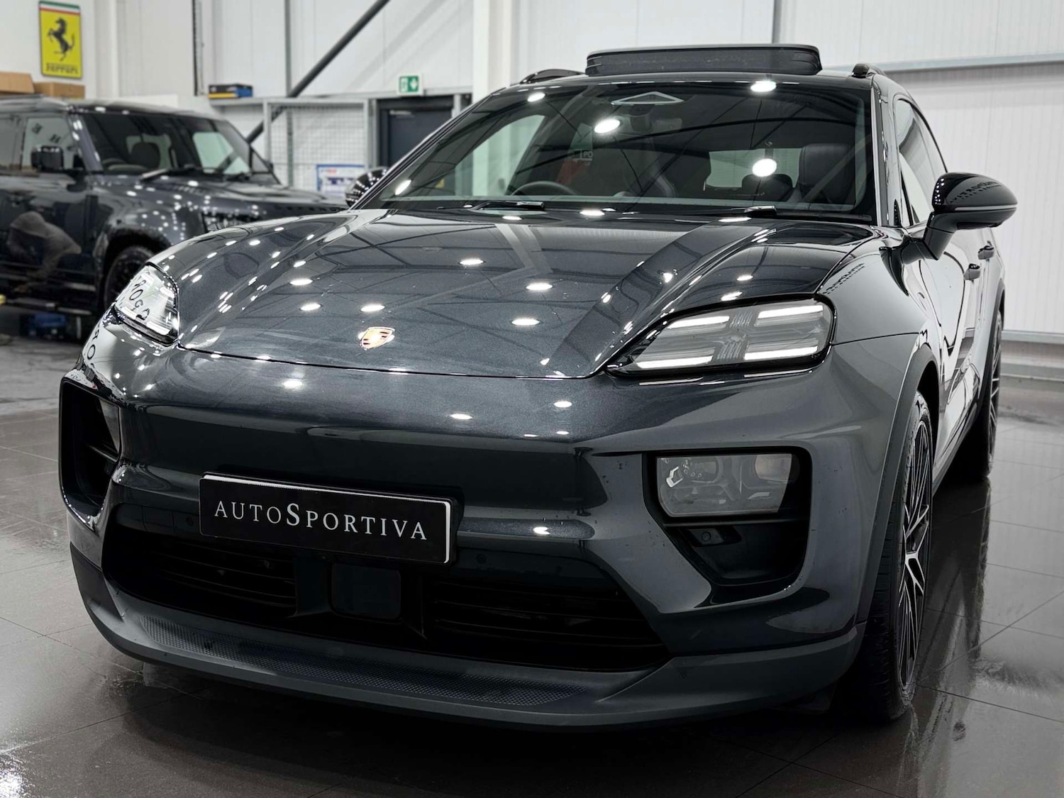Used Porsche Macan 2024 for sale - 77833884: Photo 12