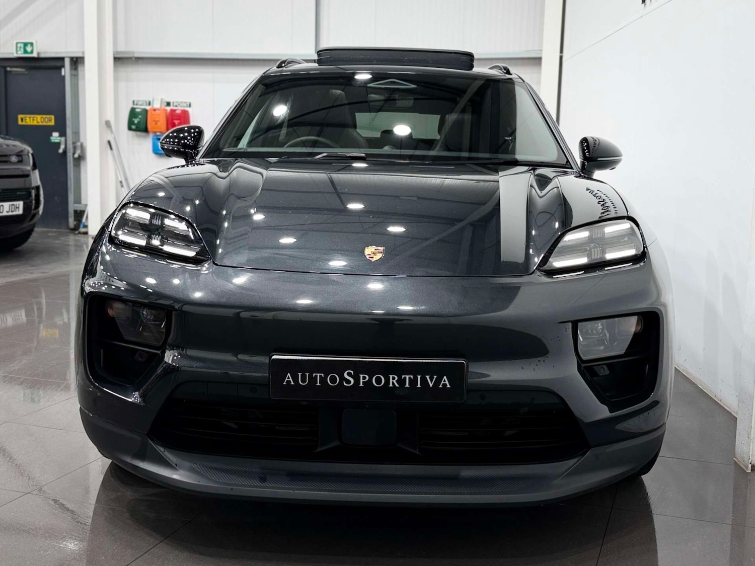 Used Porsche Macan 2024 for sale - 77833884: Photo 9