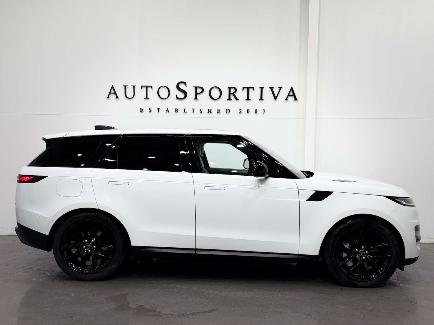 Used Land Rover Range Rover Sport 2023 for sale - 76422518: Photo 7