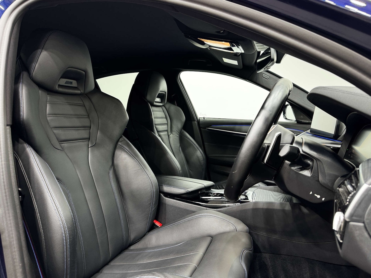 Used BMW 5 Series 2021 for sale - 76274197: Photo 2