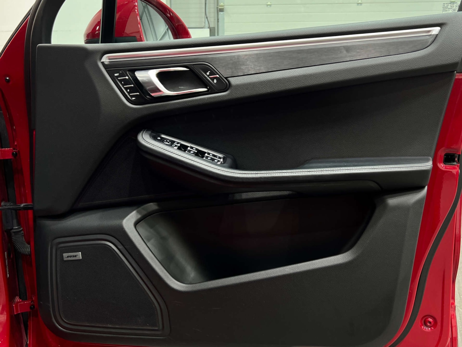 Used Porsche Macan 2017 for sale - 77984537: Photo 29