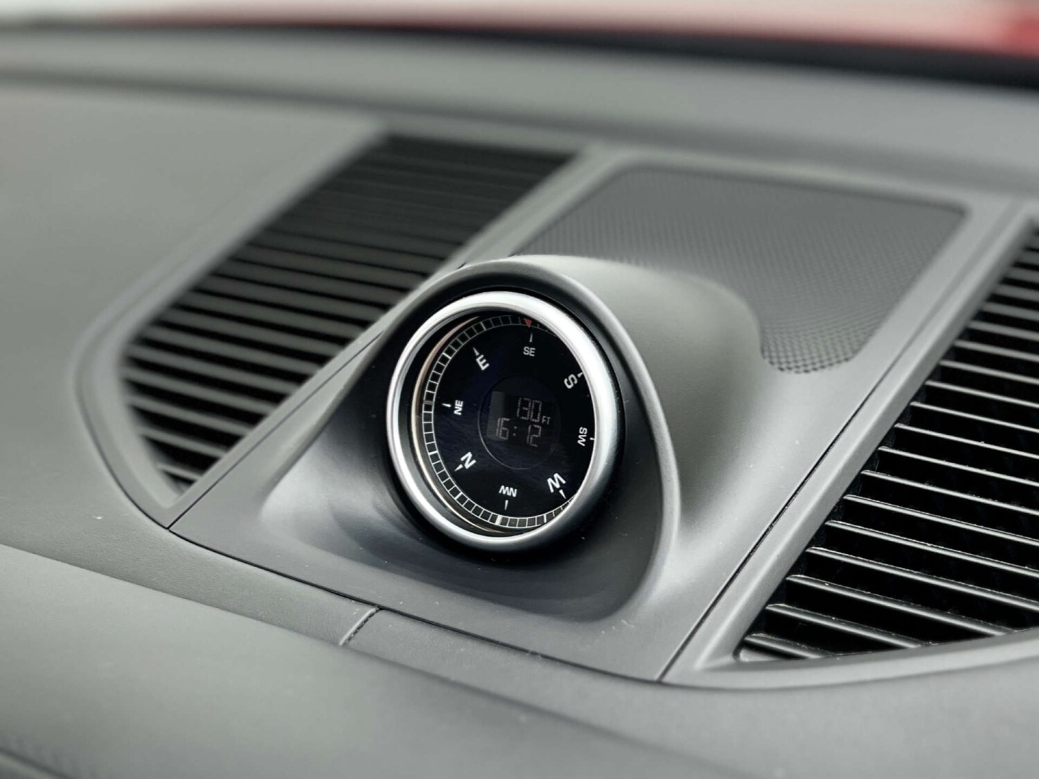 Used Porsche Macan 2017 for sale - 77984537: Photo 39