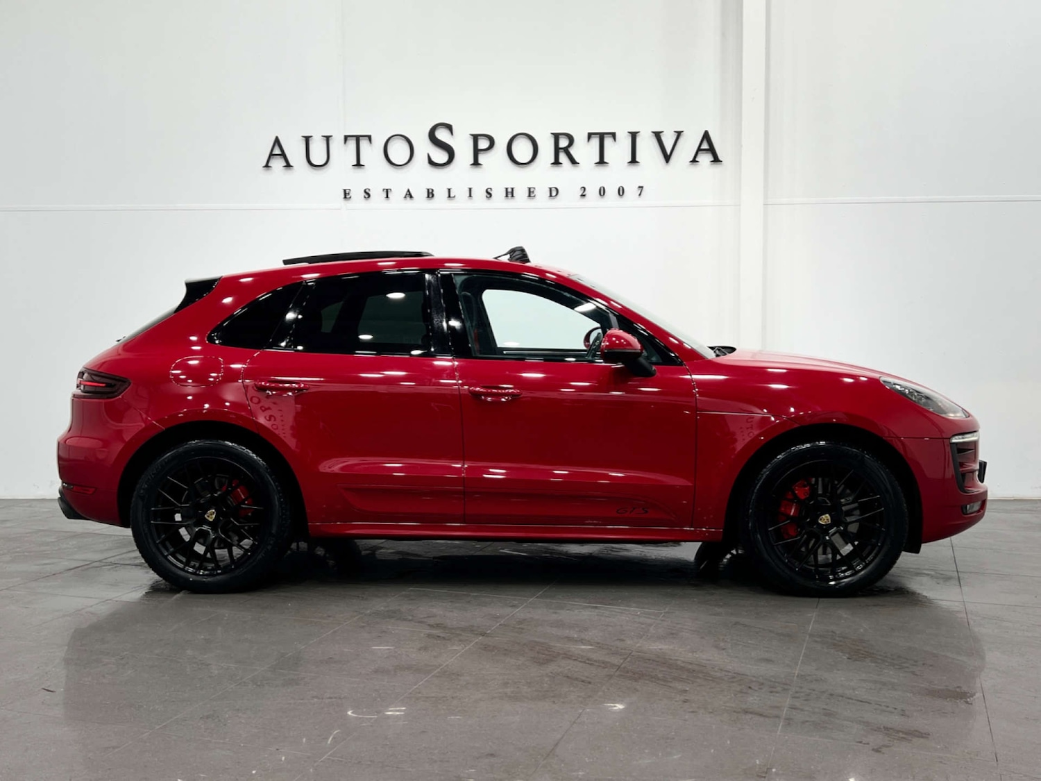 Used Porsche Macan 2017 for sale - 77984537: Photo 7