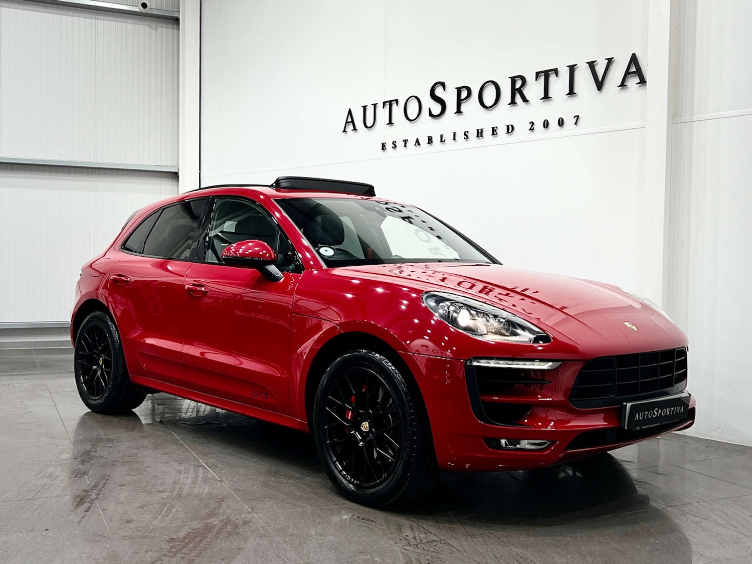 Used Porsche Macan 2017 for sale - 77984537: Photo 8