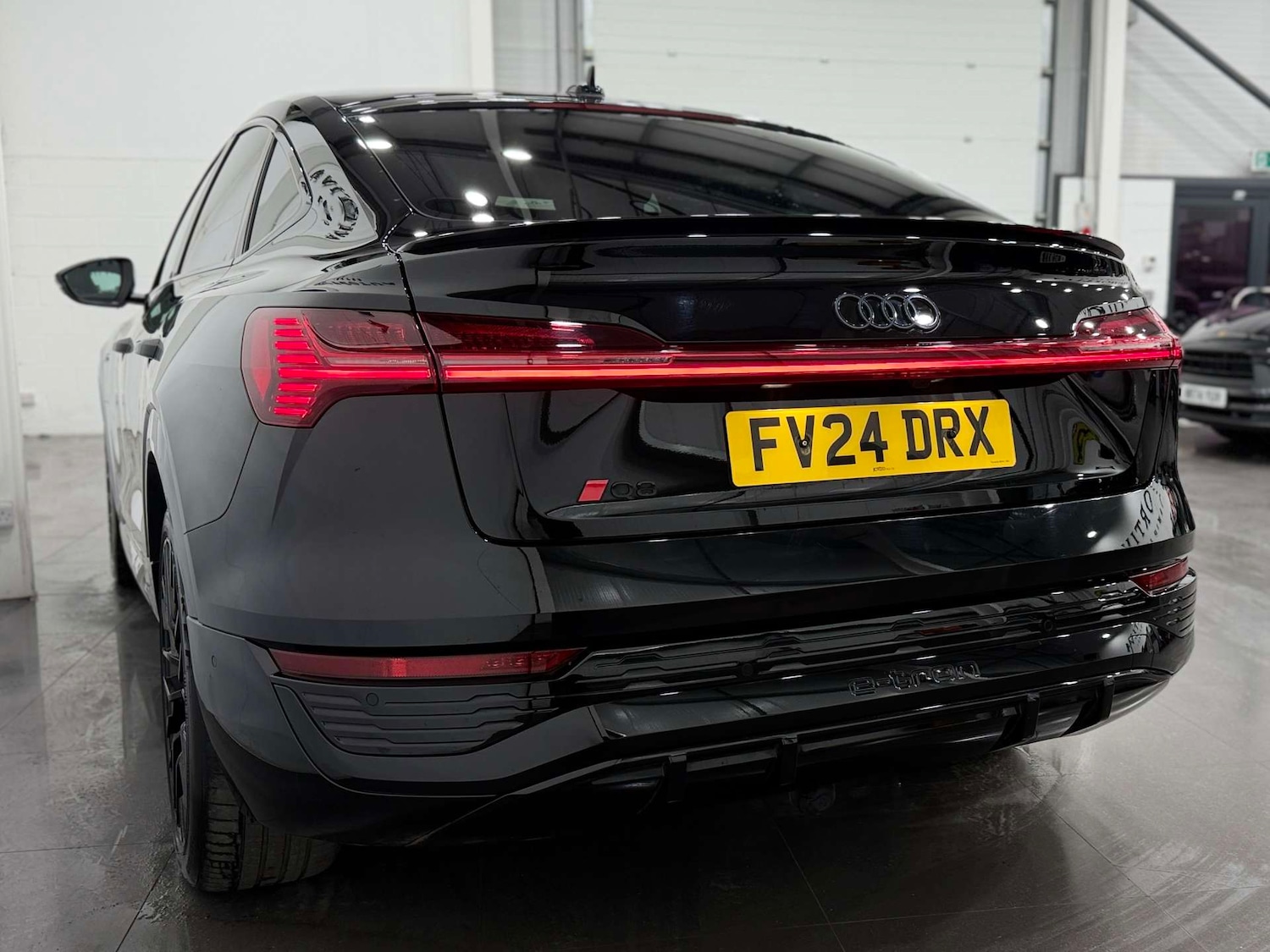 Used Audi Q8 2024 for sale - 77833948: Photo 11