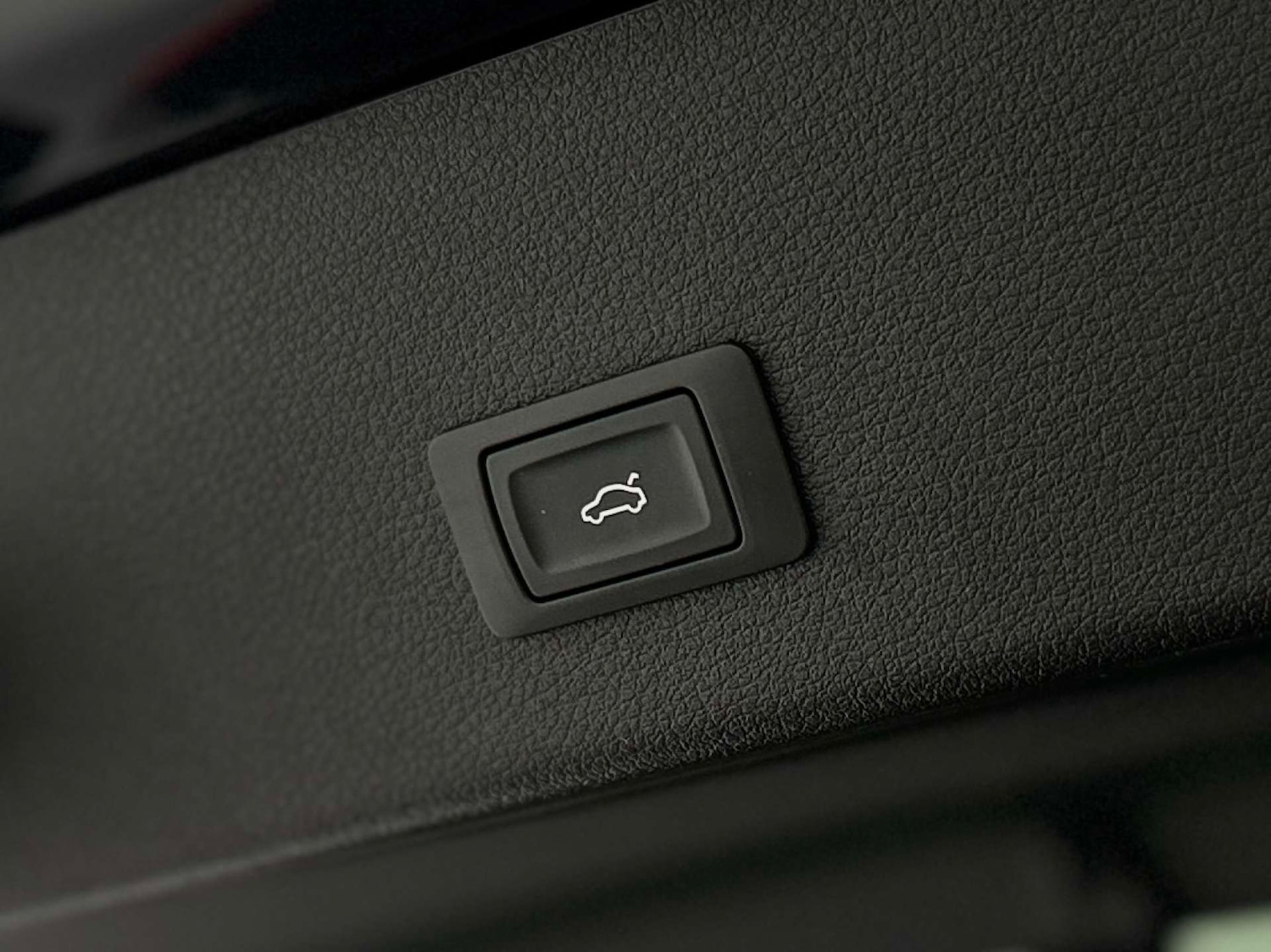 Used Audi Q8 2024 for sale - 77833948: Photo 30