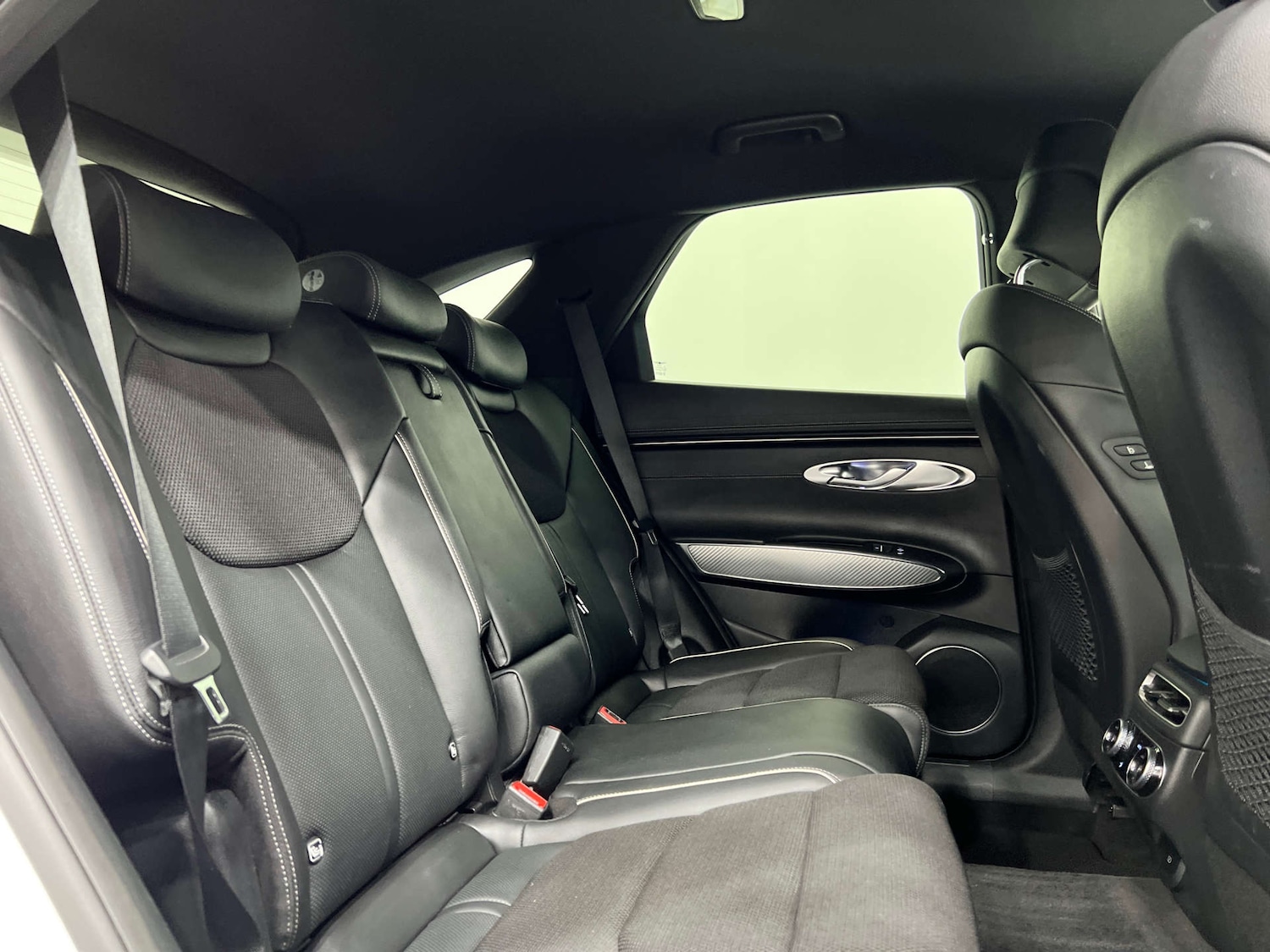 Used Genesis GV70 2022 for sale - 76038515: Photo 13