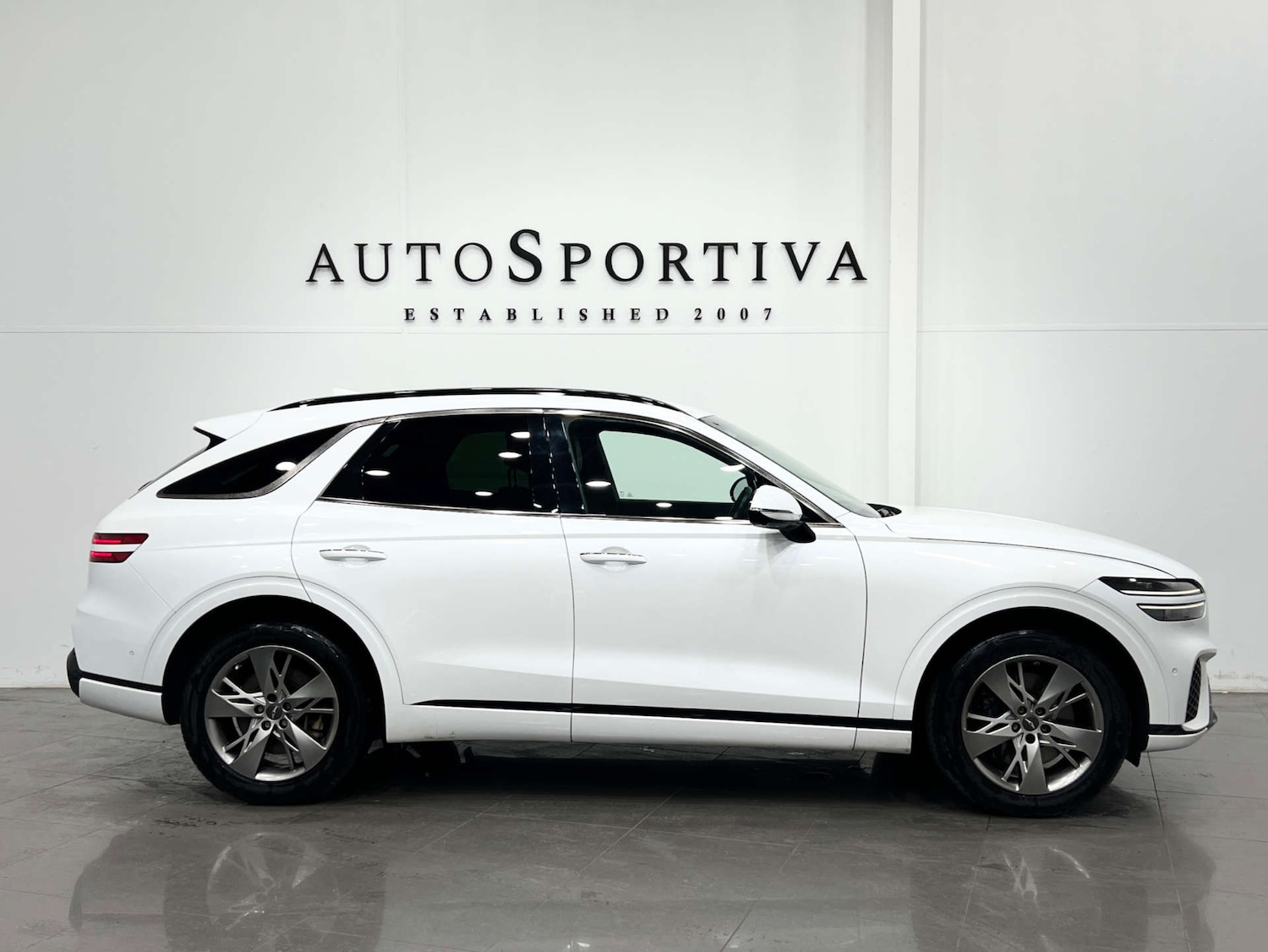 Used Genesis GV70 2022 for sale - 76038515: Photo 6