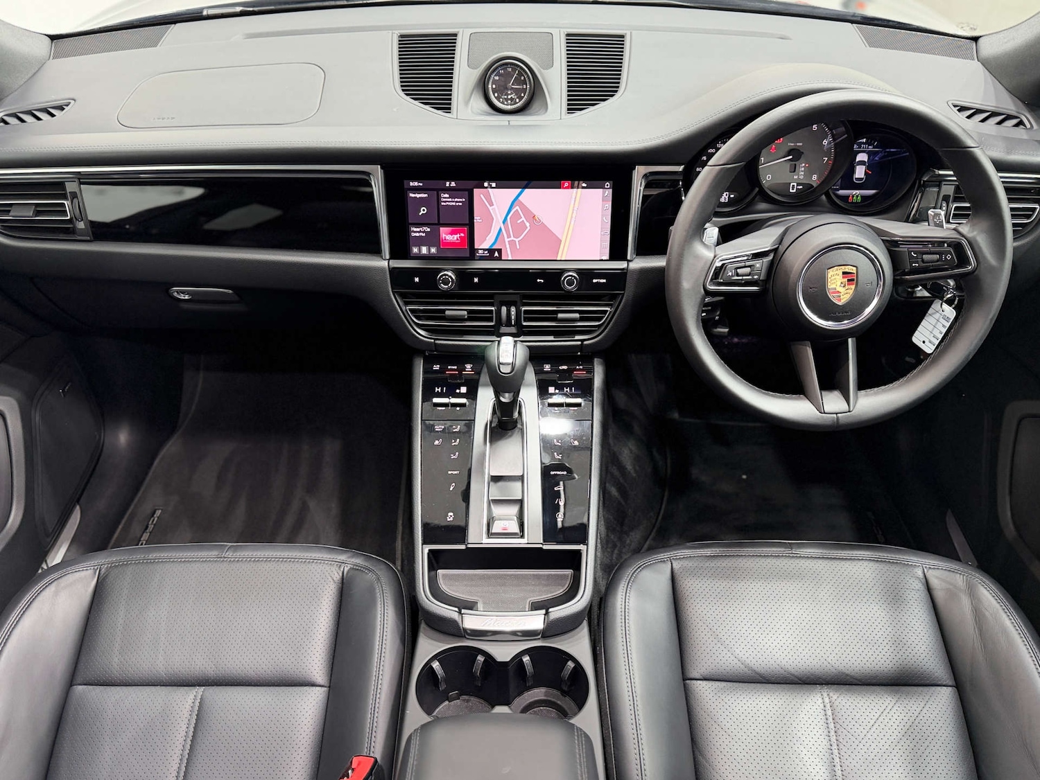 Used Porsche Macan 2024 for sale - 76275299: Photo 20