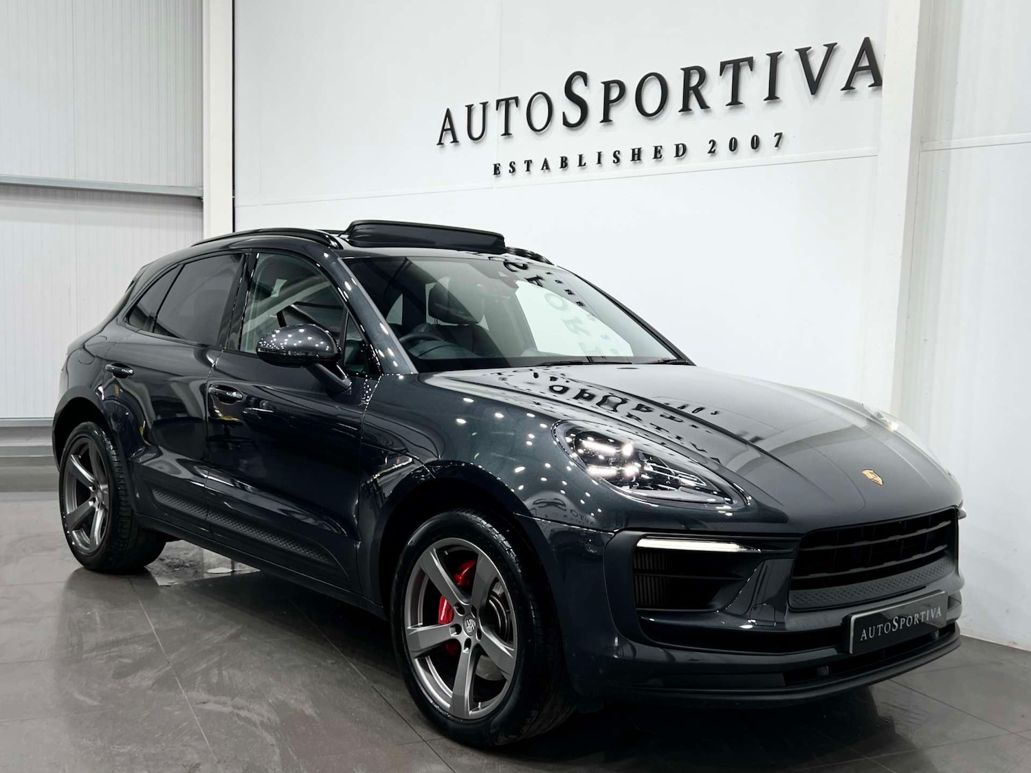 Used Porsche Macan 2024 for sale - 76275299: Photo 7