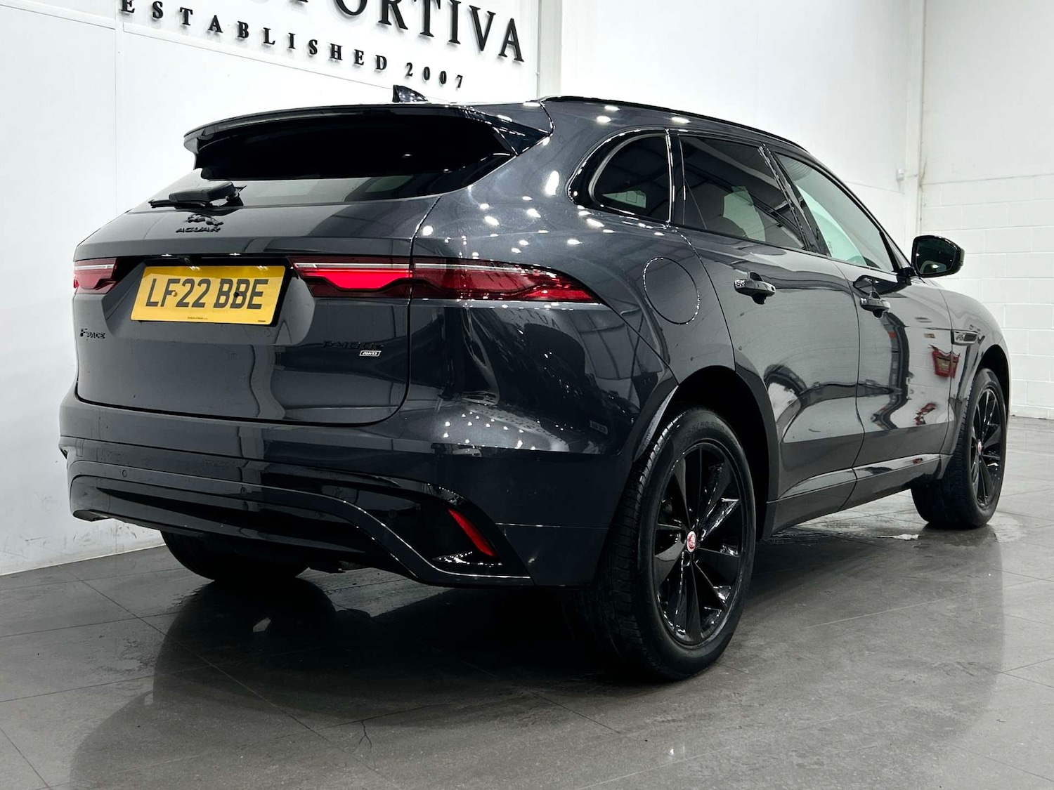 Used Jaguar F-Pace 2022 for sale - 76009016: Photo 5