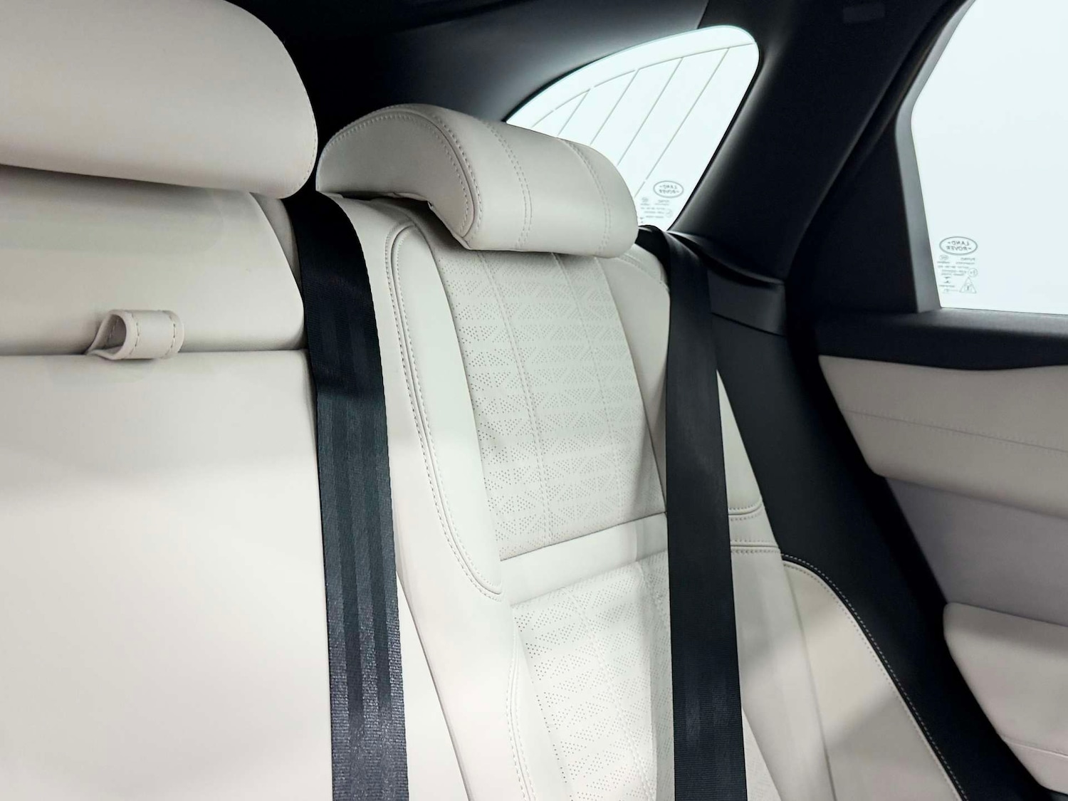 Used Land Rover Range Rover Velar 2022 for sale - 76971050: Photo 17