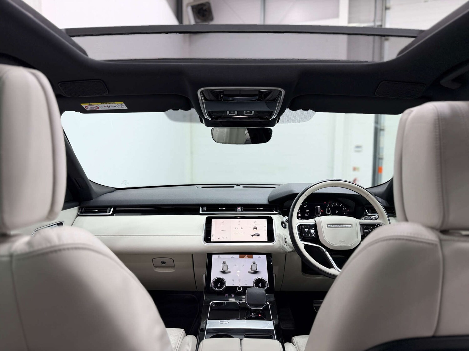 Used Land Rover Range Rover Velar 2022 for sale - 76971050: Photo 21