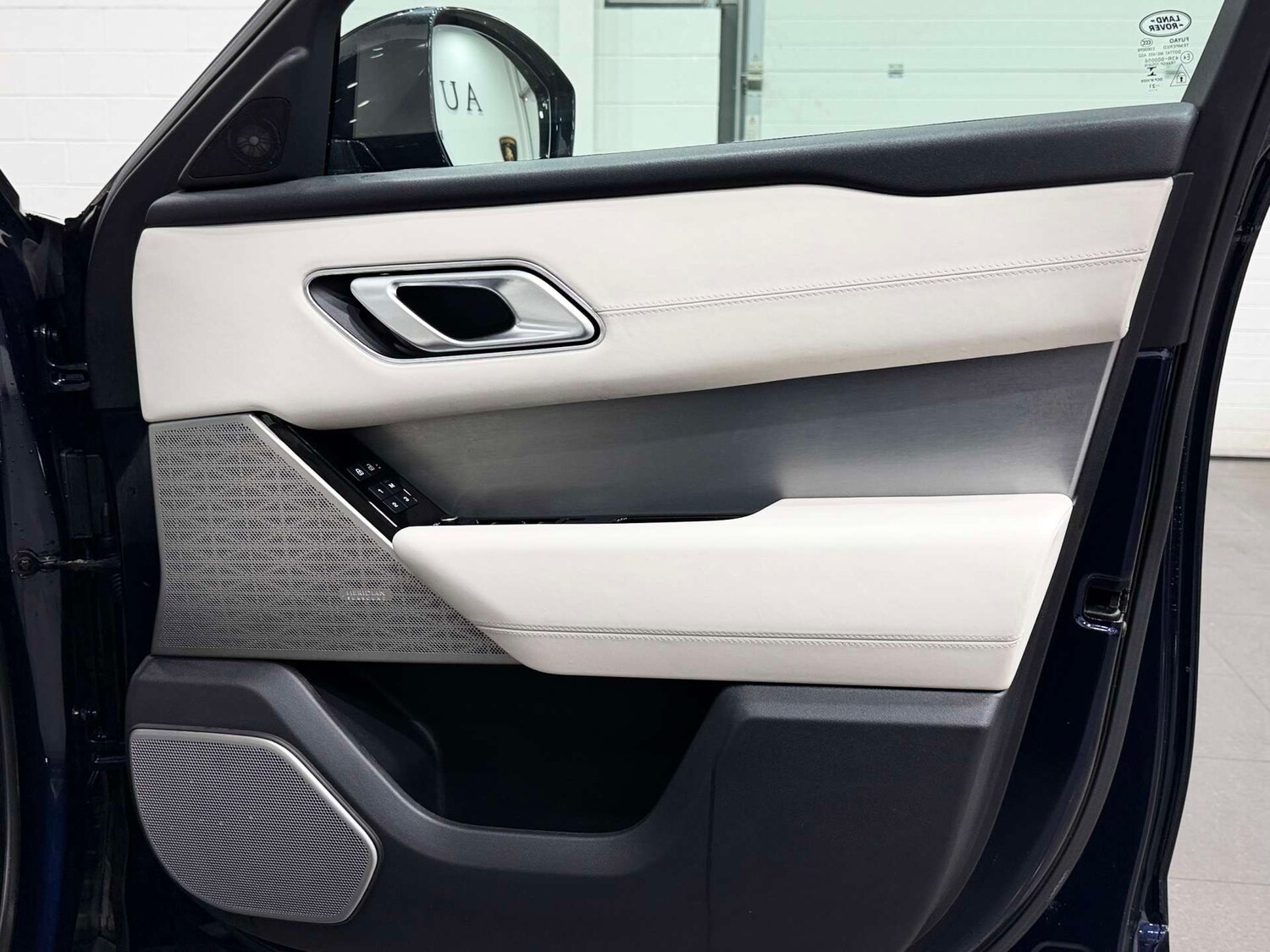 Used Land Rover Range Rover Velar 2022 for sale - 76971050: Photo 35