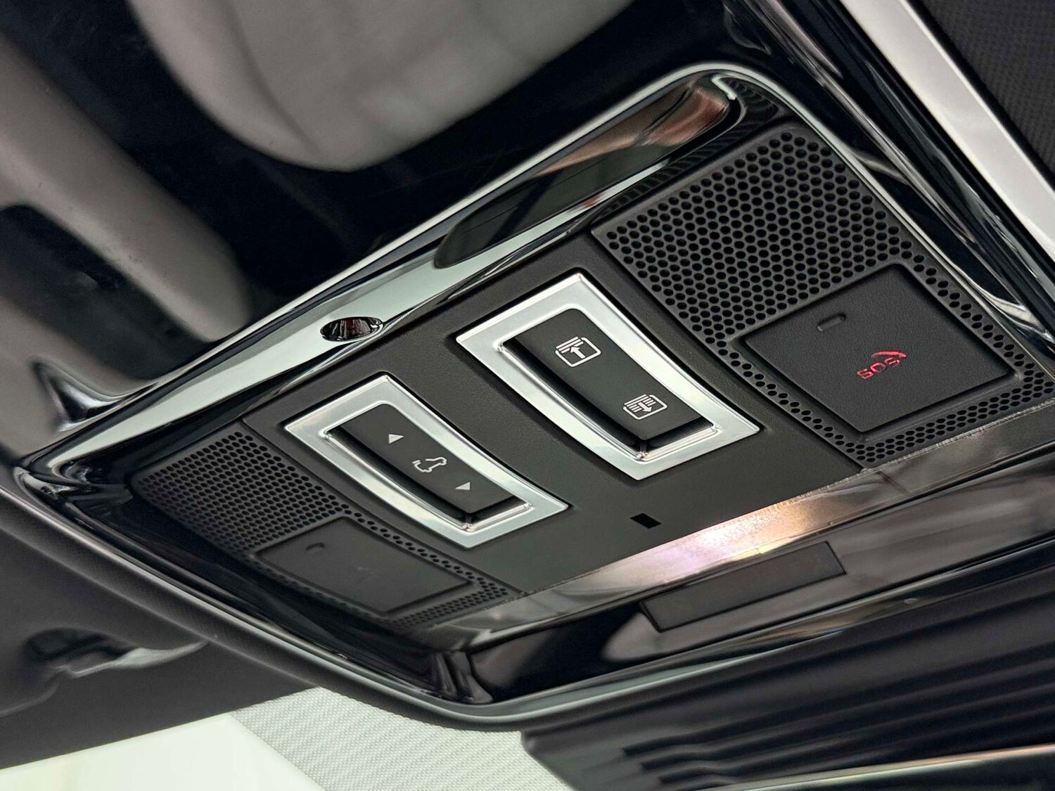 Used Land Rover Range Rover Velar 2022 for sale - 76971050: Photo 38