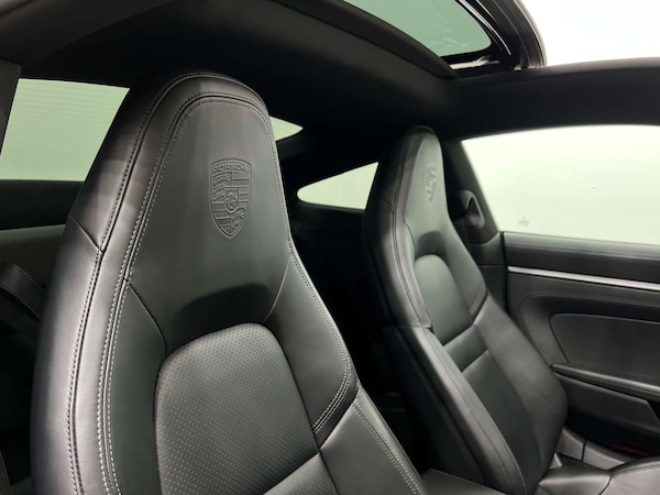 Used Porsche 911 2019 for sale - 76223041: Photo 18