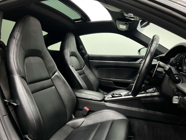 Used Porsche 911 2019 for sale - 76223041: Photo 2
